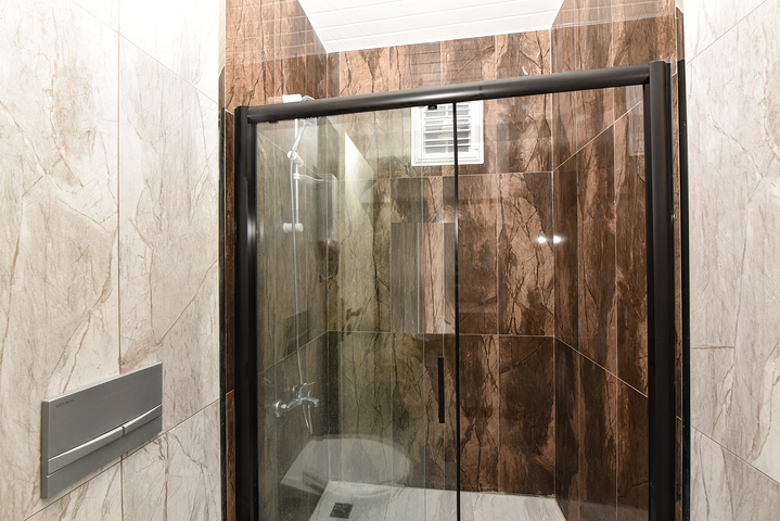 شقة في مجمع جديد 1 + 1 في حي أفسالار