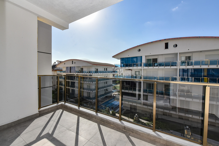 شقة في مجمع جديد 1 + 1 في حي أفسالار