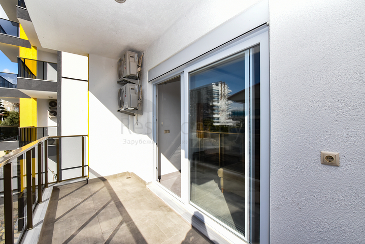 شقة في مجمع جديد 1 + 1 في حي أفسالار