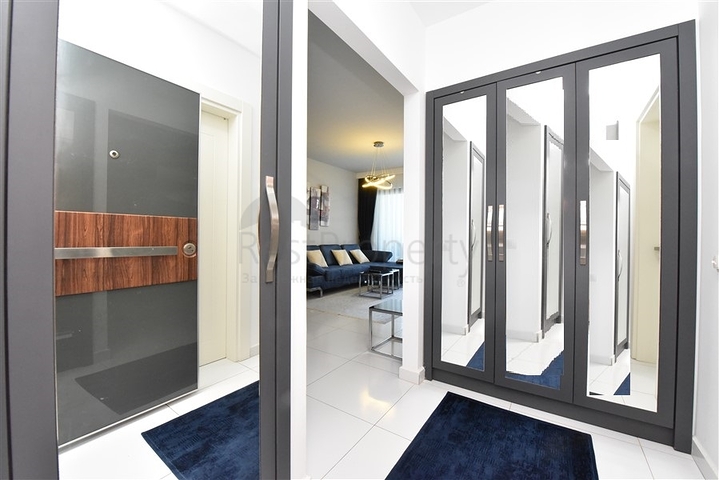 شقة في مجمع النخبة 1 + 1 في منطقة كارجيجاك