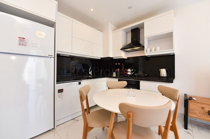 شقة 1+1 في مجمع جديد في منطقة محمودلار