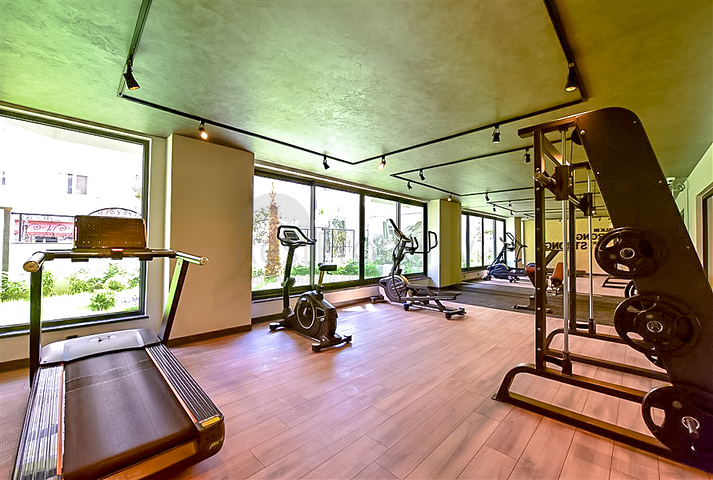 شقة مفروشة 1 + 1 في مجمع حديث جديد في وسط ألانيا