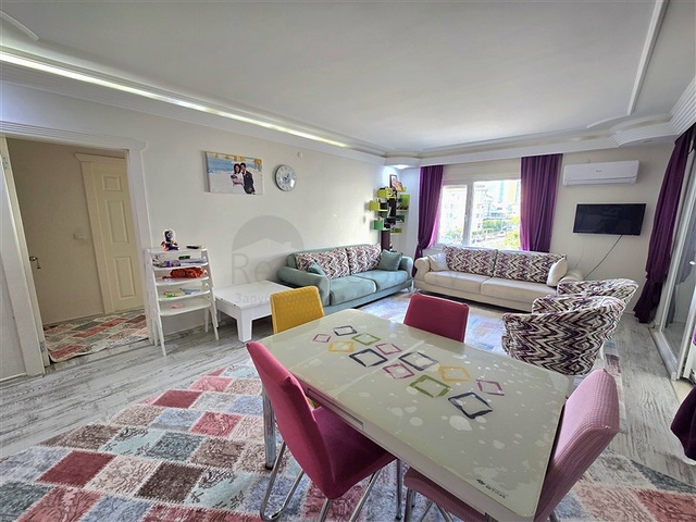 شقة فسيحة 2 + 1 في وسط منطقة أوبا