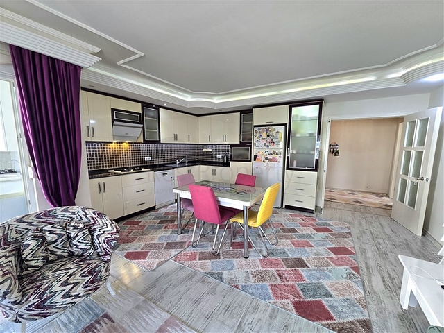 شقة فسيحة 2 + 1 في وسط منطقة أوبا