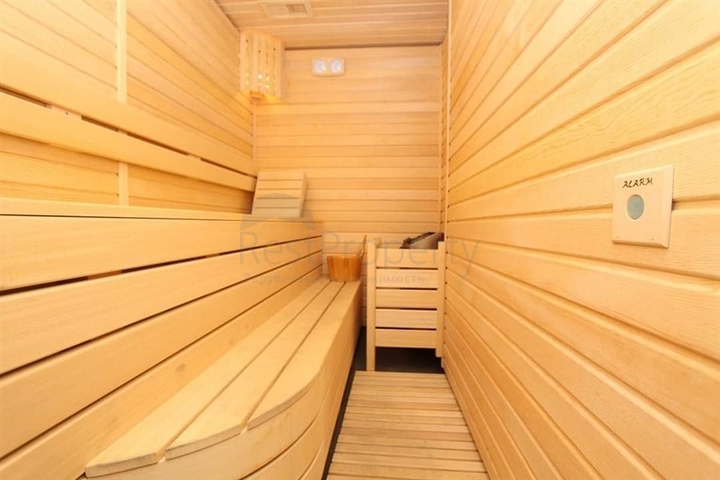 شقة 2 + 1 على السطر الأول مطلة على البحر