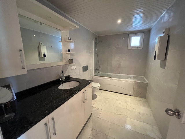 شقة 2 + 1 على السطر الأول مطلة على البحر