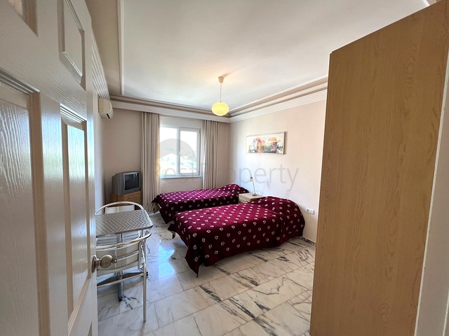 شقة 2 + 1 على السطر الأول مطلة على البحر