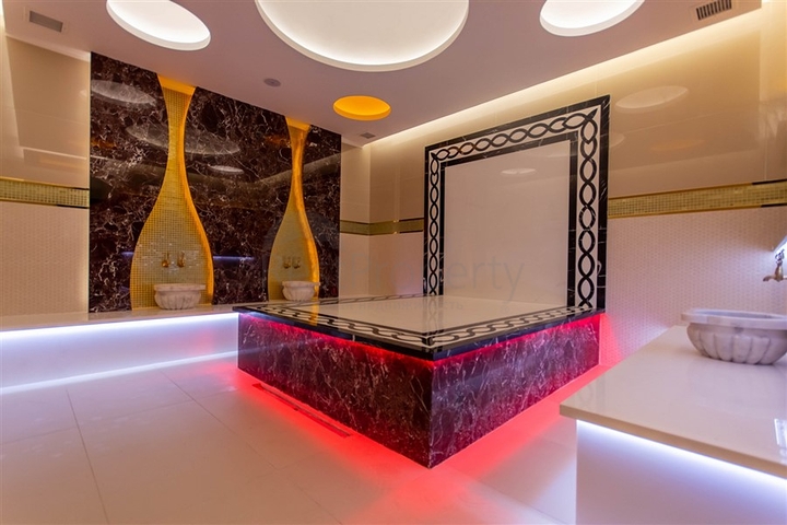 شقة فسيحة 2 + 1 في مجمع جديد في منطقة محمودلار