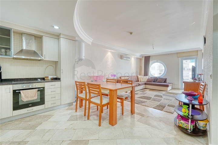 شقة غرفتين وصالة -طابق مرتفع -مجمع يضم كافة الخدمات -في مهموتلار / الانيا 