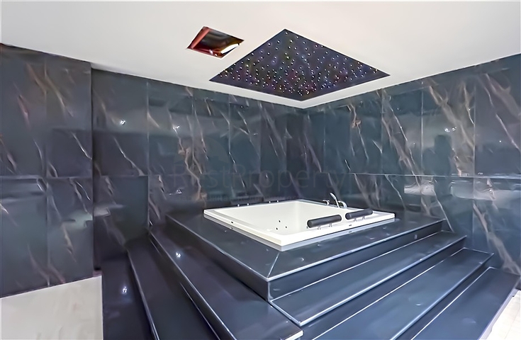 شقة 1+1 في منطقة توسمور ، 200 متر من البحر