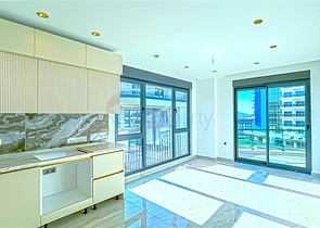 شقة 1+1 في منطقة توسمور ، 200 متر من البحر