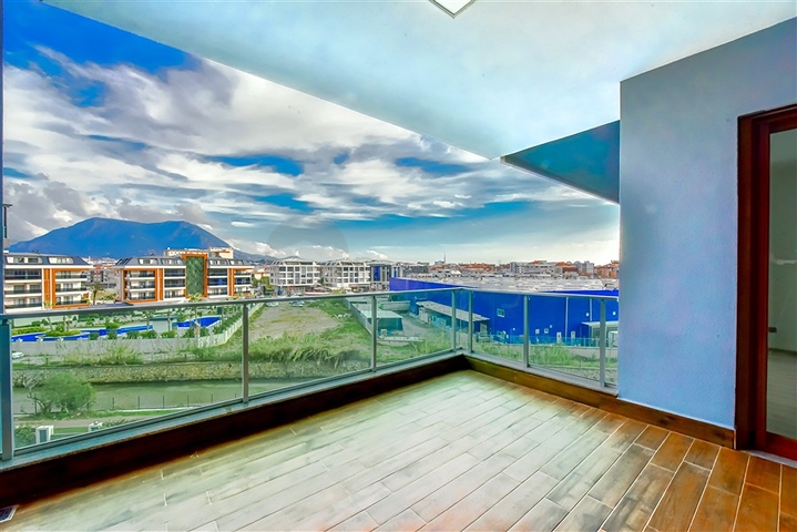 شقة عائلية -تصميم 3 غرف وصالة -مجمع فاخر -في اوبا / الانيا 