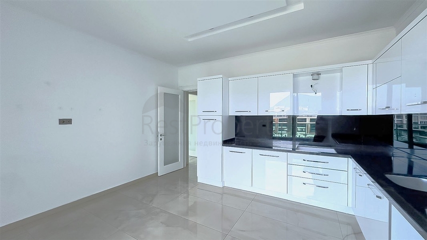 شقة عائلية -تصميم 3 غرف وصالة -مجمع فاخر -في اوبا / الانيا 