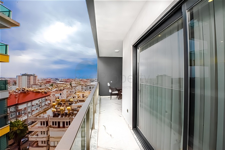 شقة 1+1 في قلب ألانيا 