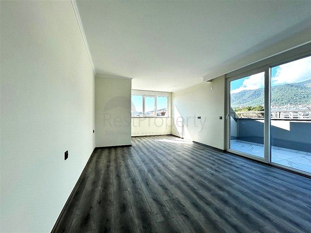 4 + 1 بنتهاوس في منطقة أوبا