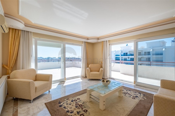 بنتهاوس 3 + 2 في منطقة محمودلار