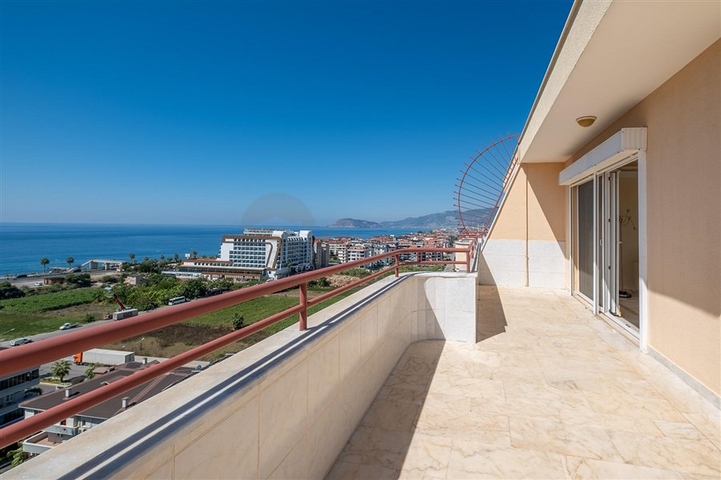 بنتهاوس 3 + 2 في منطقة محمودلار