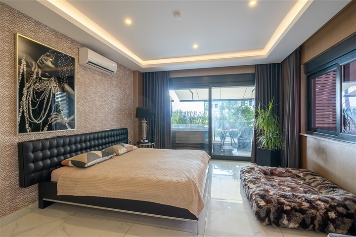 شقة فسيحة 3 + 1 في وسط ألانيا