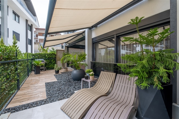 شقة فسيحة 3 + 1 في وسط ألانيا