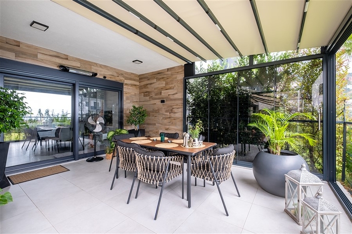 شقة فسيحة 3 + 1 في وسط ألانيا