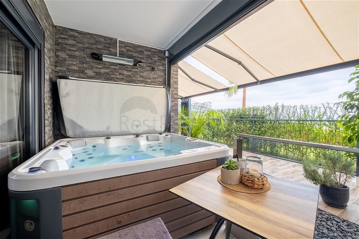 شقة فسيحة 3 + 1 في وسط ألانيا