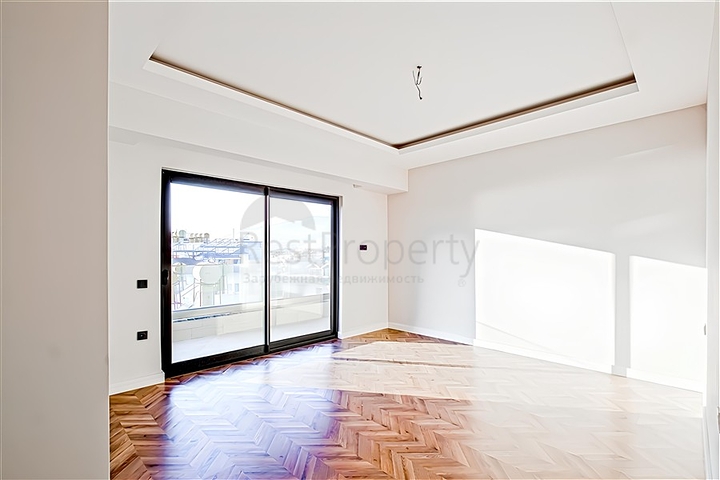 بنتهاوس 3+1 في مجمع جديد على الساحل الأول في ألانيا