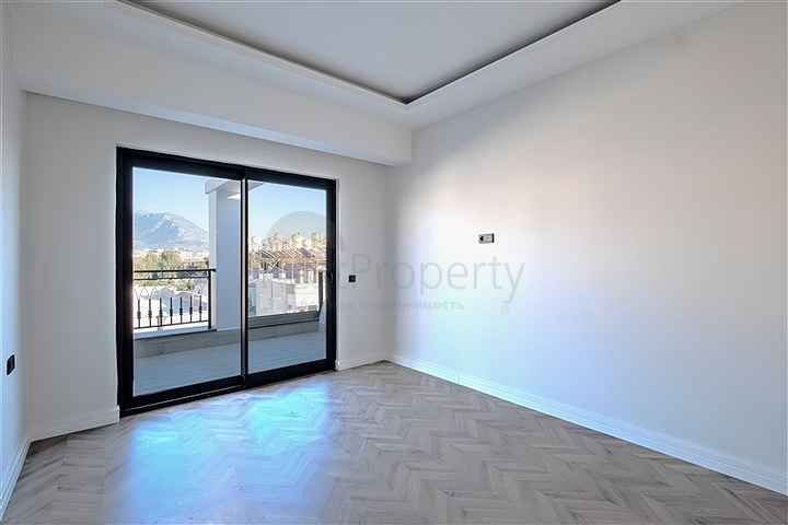 2 + 1 بنتهاوس 20 متر من البحر في وسط ألانيا