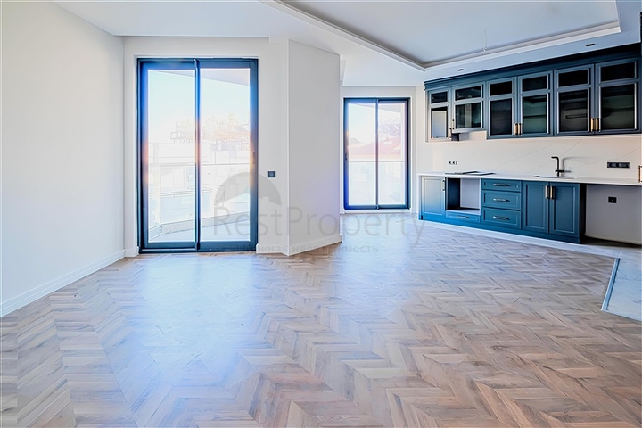 2 + 1 بنتهاوس 20 متر من البحر في وسط ألانيا