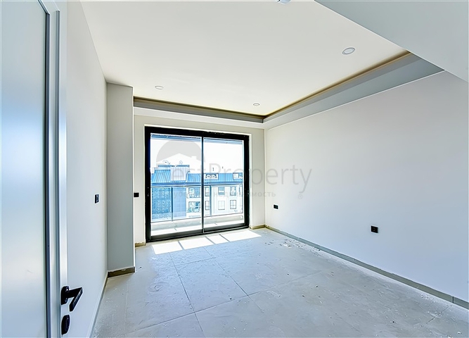 بنتهاوس من ثلاث غرف نوم في مجمع جديد مطل على البحر