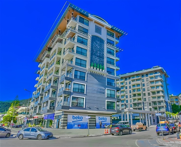 بنتهاوس من ثلاث غرف نوم في مجمع جديد مطل على البحر