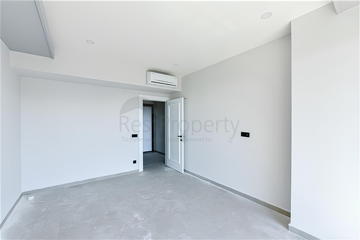 بنتهاوس من ثلاث غرف نوم في مجمع جديد مطل على البحر