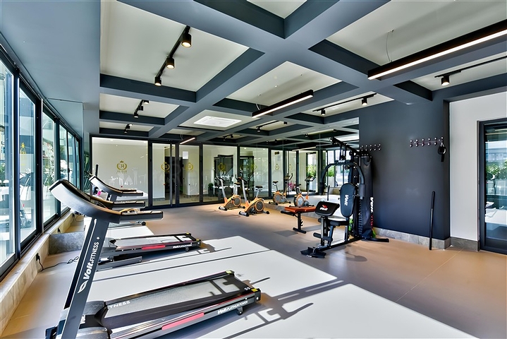 بنتهاوس من ثلاث غرف نوم في مجمع جديد مطل على البحر