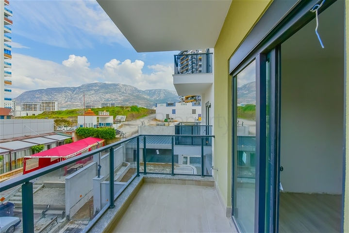 شقة في مجمع جديد في قلب محمودلار