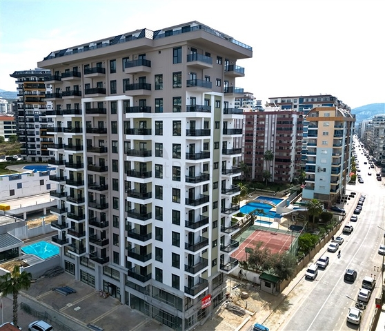 شقة في مجمع جديد في قلب محمودلار