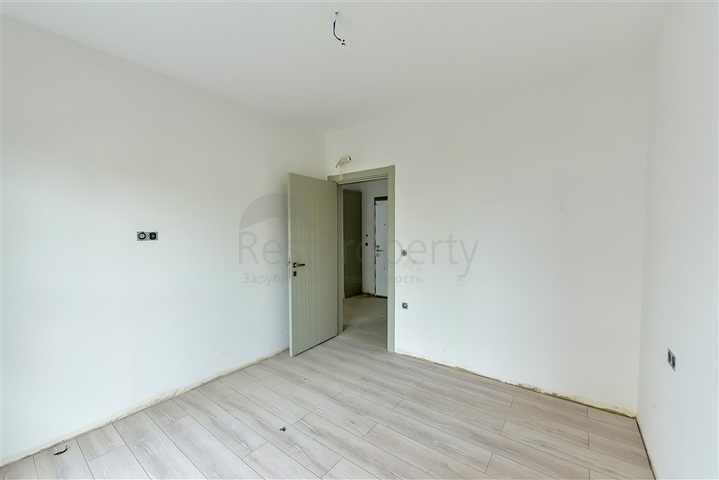 شقة في مجمع جديد في قلب محمودلار