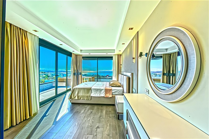 مجمع فيلا فاخرة مطلة على البحر في أفسلار