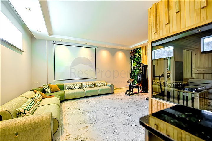 مجمع فيلا فاخرة مطلة على البحر في أفسلار