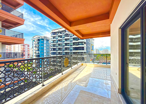 شقة 2+1 في مجمع مع بنية تحتية متطورة في منطقة محمودلار