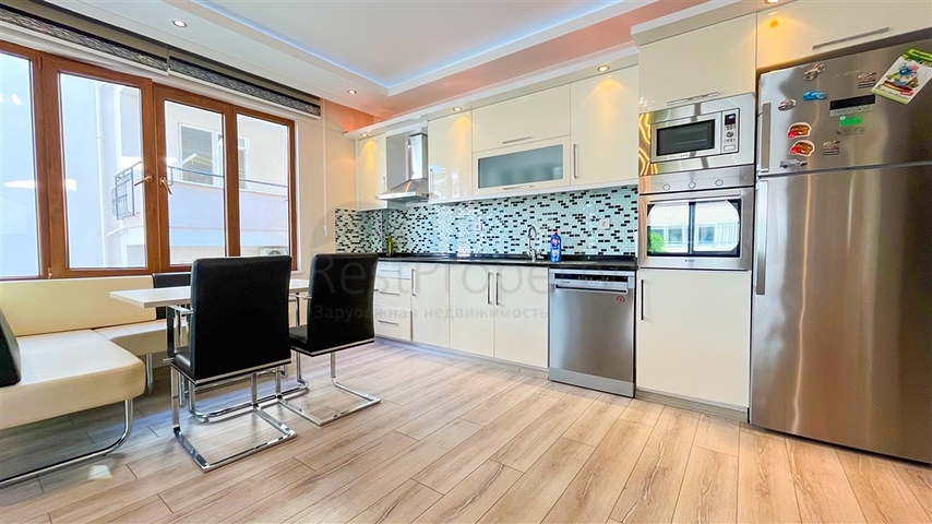 3 + 1 شقة 250 متر من البحر في منطقة أوبا