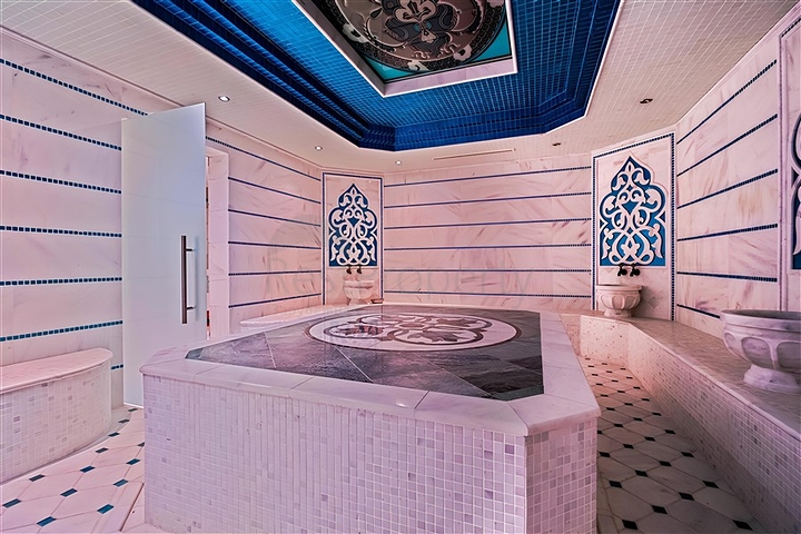 قريبة من شاطئ كليوباترا -دوبلكس 3 غرف وصالة -فاخرة -في مركز الانيا 