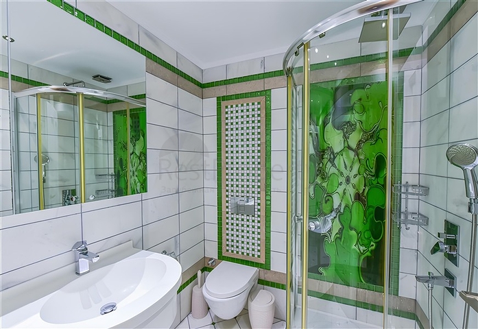 قريبة من شاطئ كليوباترا -دوبلكس 3 غرف وصالة -فاخرة -في مركز الانيا 