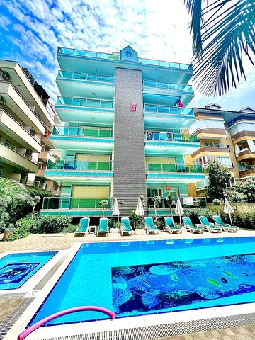 قريبة من شاطئ كليوباترا -دوبلكس 3 غرف وصالة -فاخرة -في مركز الانيا 