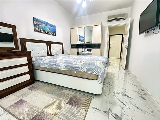 شقة 1+1 في منطقة محمودلار 