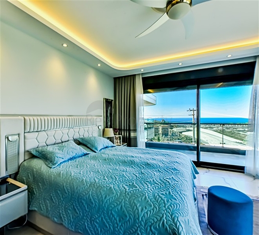 فيلا 6+1 مطلة على البحر في منطقة كارجيجاك 