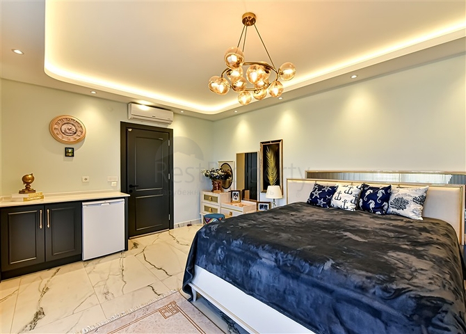 فيلا 6+1 مطلة على البحر في منطقة كارجيجاك 