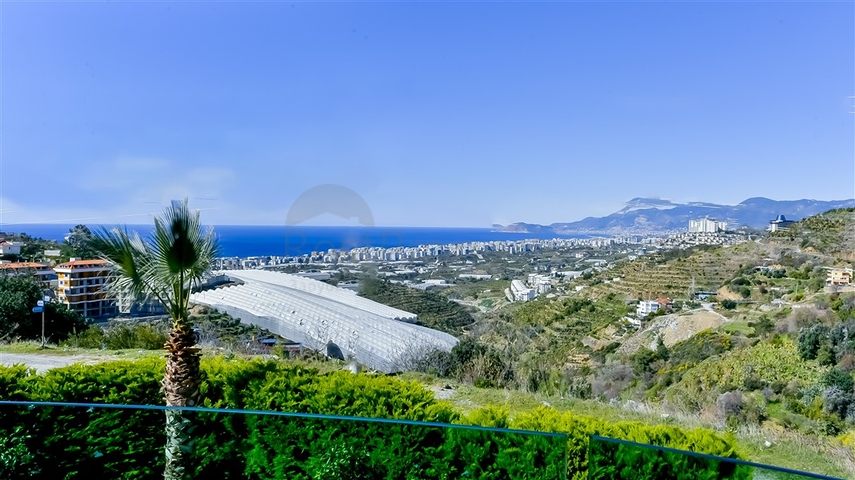 فيلا 6+1 مطلة على البحر في منطقة كارجيجاك 