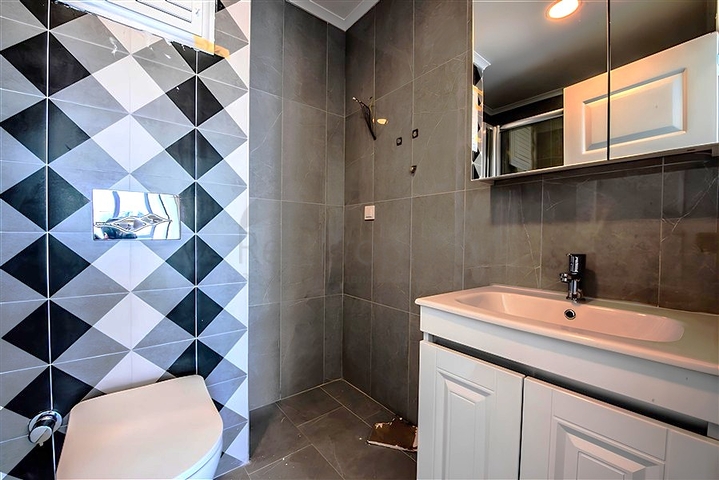 شقة 1+1 في مجمع سكني جديد في منطقة محمودلار بسعر منافس 