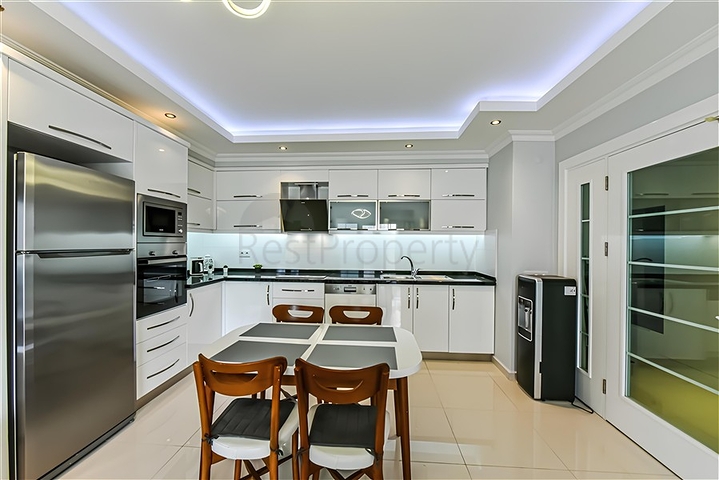 شقة بغرفتي نوم للإيجار طويل الأجل فقط