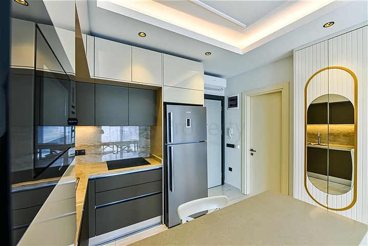 شقة 1+1 على الساحل الأول في محمودلار