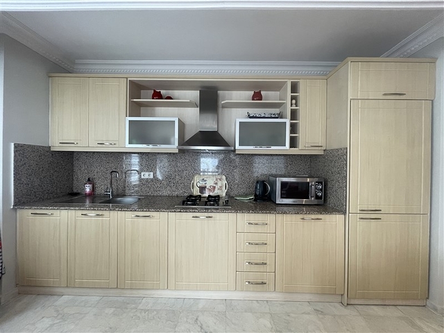 شقة مريحة 2 + 1 في منطقة أوبا